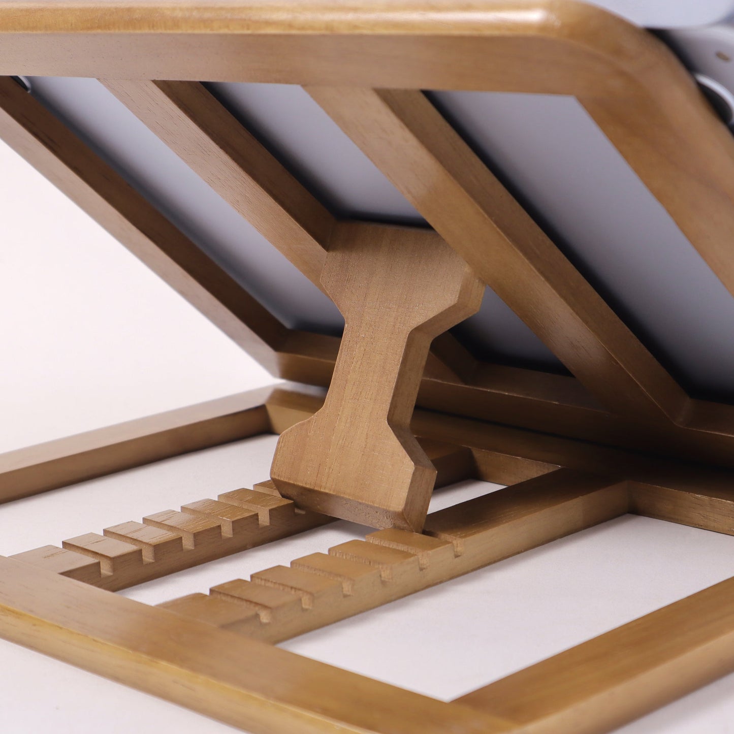 Tiltory Wooden Laptop Stand